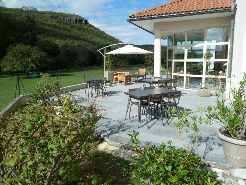 Hôtel La Colombiere Cantal Massiac Exterior foto